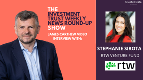 Two people Description automatically generated with low confidence